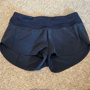 LuluLemon Speed Up Shorts size 4